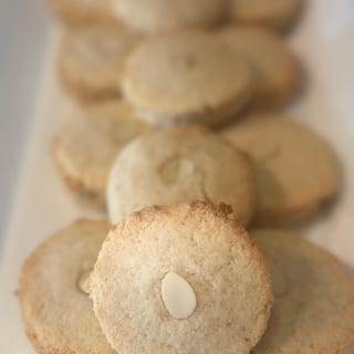 GF Almond Cookie